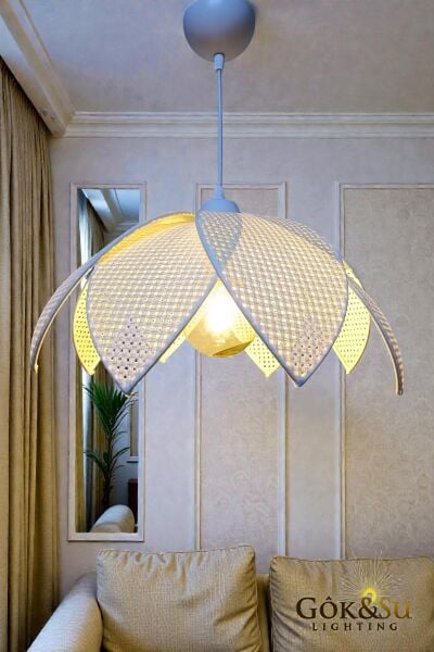 Rattan Desenli Lotus Tasarım Sarkıt Avize Krem Rengi