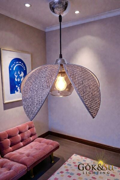 Rattan Yaprak Model Siyah Renk Camlı